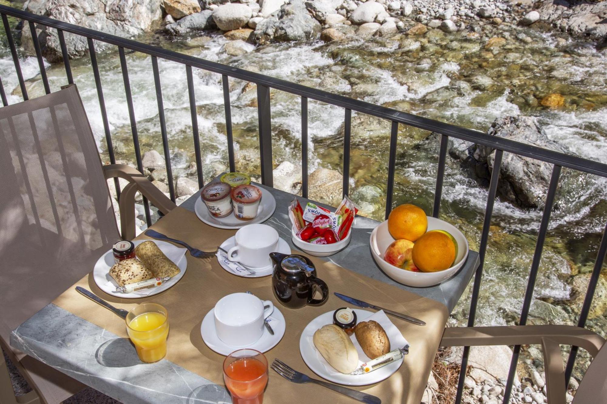 Les Jardins De La Glaciere Corte  Bagian luar foto